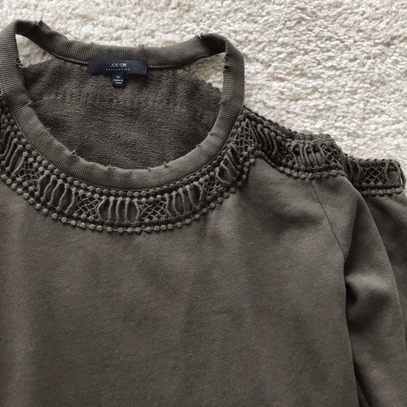 Joe’s Jeans Collection Cold Shoulder Top - Picture 4 of 7